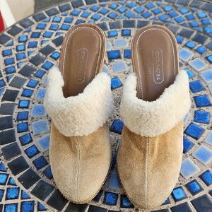 Coach Suede Tan Heels with Cozy Sherpa Lining Size 6B